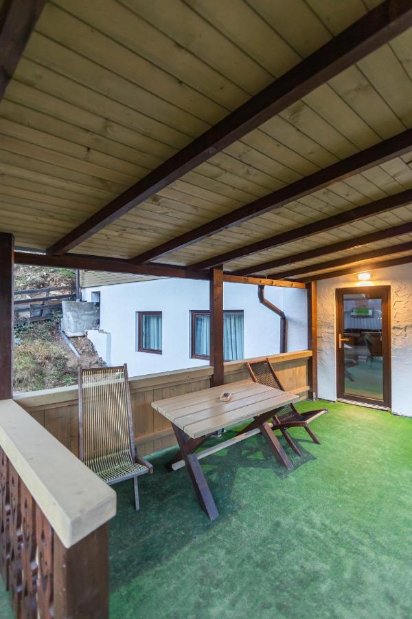 Ranger Chalet Moeciu De Sus Exterior photo